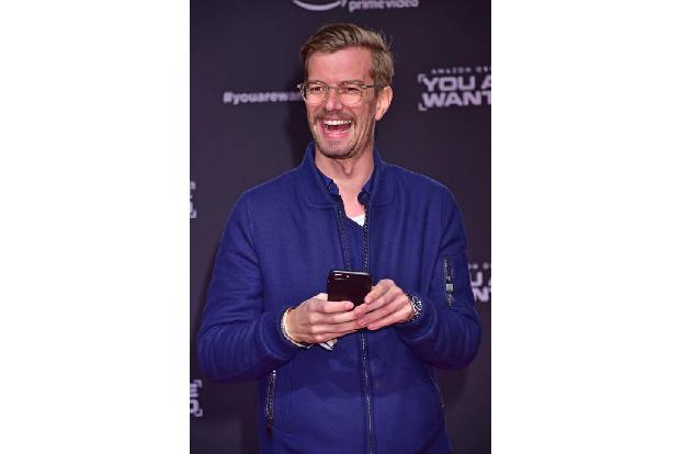 ...Rolle in dem Spektakel hat Joko Winterscheidt, dafür war er als alter Kumpel von Schweighöfer natürlich trotzdem bei der ...