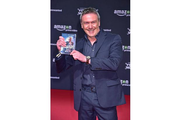 ...die Geschichte zur düsteren Show schwarz auf Weiß nachlesen möchte, der kann das dank Arno Strobel: Der Krimiautor liefer...