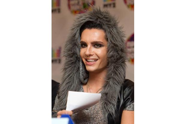 ... sieht Bill Kaulitz heute manche seiner Looks durchaus kritischer. 