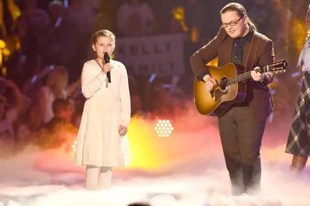 ...sind die Kellys ja, aber Angelo Kelly und Co. holten sich einfach frischen Wind in Form von Nachwuchs-Kelly und Tochter v...