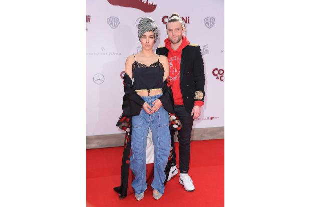 ...Alina Süggeler und Andi Weizel von der Band Frida Gold kamen zu zweit und ohne junges Geleit. Sollte aber auch irgendwie ...