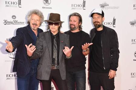 ...beim Echo leer aus. Dafür durfte sich Udo Lindenberg gleich über zwei Preise freuen: direkt über 'Album des Jahres', indi...