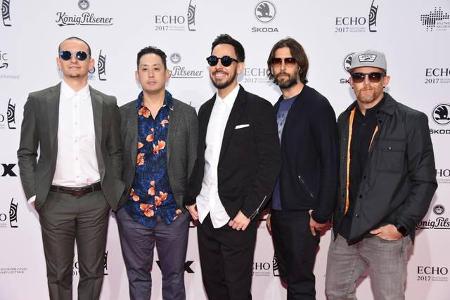 ...Amerikaner zugegen waren. Die Jungs von Linkin Park hatten sich ebenfalls zum Echo 2017 verirrt. Sie bekamen zwar wie...