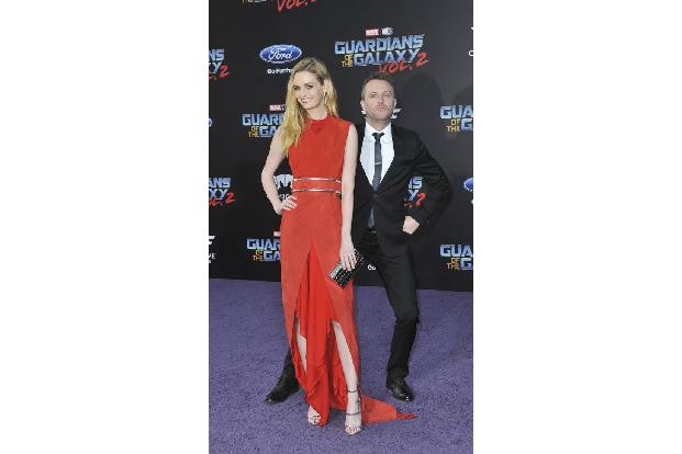 ...bisschen mehr Schabernack schien dagegen Chris Hardwick im Kopf zu haben - kein Wunder, als Stand-up-Comedian gehört das ...