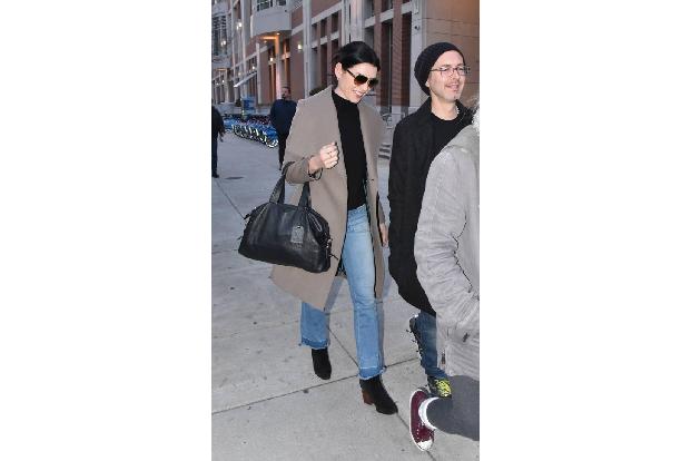 ...auch in den weiteren Rollen hochkarätig besetzt. So wurde auch Julianna Margulies ('The Good Wife') am Set gesichtet - we...