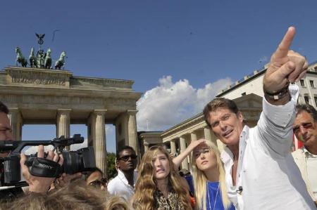 ...Berlin ist er - wie hier auch 2010 mit seinen Töchtern - nach wie vor ein gern gesehener Gast. Wenn er am 11. April 2018 ...