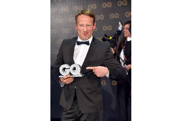 ...wurde er 2016 von dem Magazin 'GQ' zum Mann des Jahres gewählt. Dazu gehört nicht nur Erfolg sondern auch Stil. Beides ha...