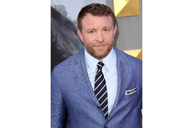 ...Star-Regisseur Guy Ritchie hat seinen Landsmann mit ins Boot geholt und gab ihm die Chance, gleich im zweiten Film in die...