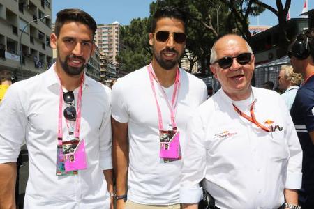 ...sind da die Khedira-Brüder. Rani und Sami durften mit Burghard Hummel von der Sportmarketing-Agentur WWP etwas Formel-1-L...