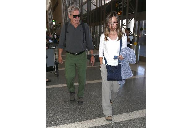 Wer hätte vor über zehn Jahren gedacht, dass diese Stars heute noch immer zusammen sind? Harrison Ford und Calista Flockhart... Wer hätte vor über zehn Jahren gedacht, dass diese Stars heute noch immer zusammen sind? Harrison Ford und Calista Flockhart...