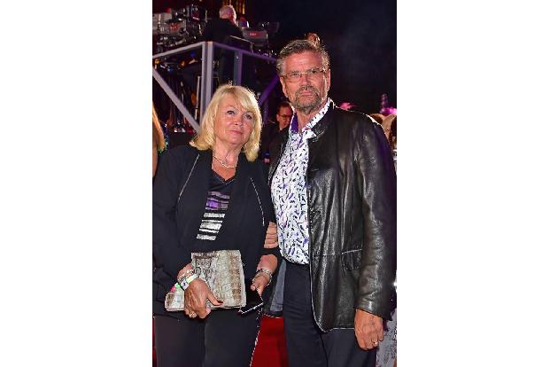 ...waren Erna und Günther Klum. Die halten sich ja eher im Hintergrund und lassen lieber ihrer Tochter Heidi den Vortritt. F...