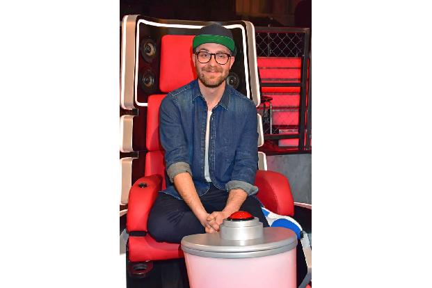 Mark Forster ist also der Neue bei 'The Voice'. Eigentlich nicht ganz, denn der Pfälzer hat schon Erfahrungen mit diesem For... Mark Forster ist also der Neue bei 'The Voice'. Eigentlich nicht ganz, denn der Pfälzer hat schon Erfahrungen mit diesem For...