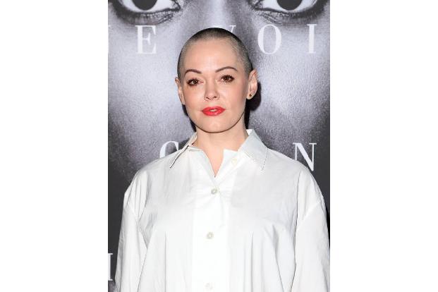 ...volle Breitseite bekam er zuvor schon von Schauspielerin Rose McGowan ab. 