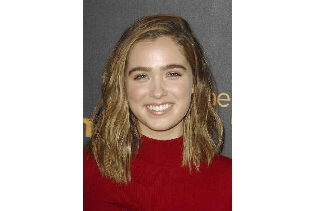 ...neben Margot Robbie und Saoirse Ronan Haley Lu Richardson in der Tragikomödie 'Columbus' Konkurrenz. Um die Frauenrunde k...
