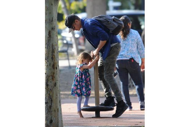 ...Papa Hayden! Er wurde wieder zum Kind und machte alles mit, was seine Tochter wollte. So ein Spielplatz hat viel zu biete...