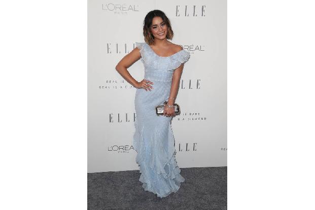 ...in bester Gesellschaft mit Vanessa Hudgens. Aber man braucht auch nicht immer einen Award, um wahre Größe zu zeigen...