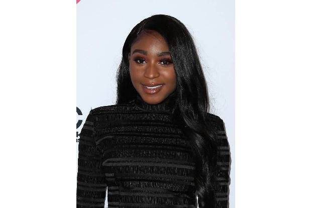 Berichten zufolge hat Normani Kordei einen Solo-Management-Deal unterzeichnet. Berichten zufolge hat Normani Kordei einen Solo-Management-Deal unterzeichnet.