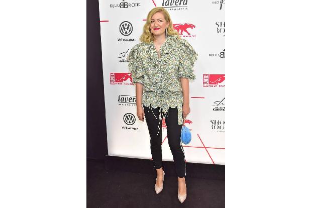...Fashion Designer konnte Anna Heinrichs mit ihrem Label Horror Vacui abräumen. Einen Award gab's dann aber noch, der gleic...