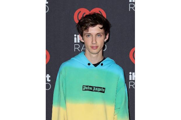 ...konnte sich auch Troye Sivan kaum mehr halten, zahlreiche Tweets folgten. Unter anderem meinte der Sänger: 