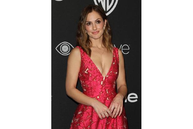 ...war Minka Kelly dran. Der 'Jane the Virgin'-Star war von 2007 bis 2014 mit Chris Evans liiert. Eine ziemlich lange Zeit, ...