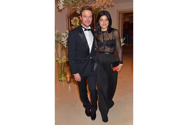 ...auch die Stars feiern nicht gerne alleine. Andreas Pietschmann und Jasmin Tabatabai bilden da keine Ausnahme. Die...