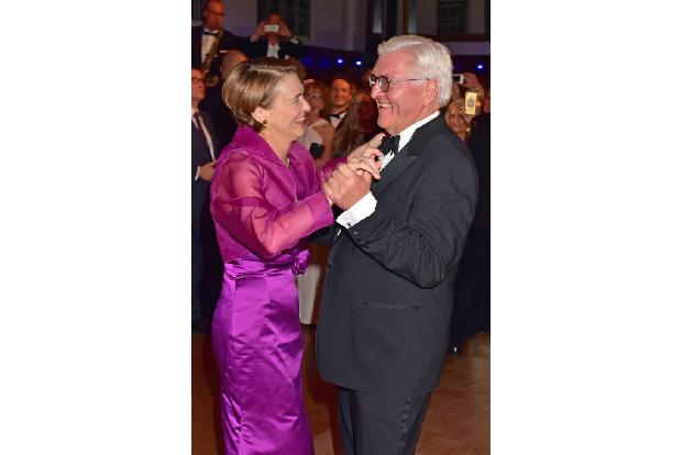 ...ganz Großen: Frank-Walter Steinmeier eröffnete mit Elke Büdenbender erstmals in seiner Funktion als Bundespräsident den B...