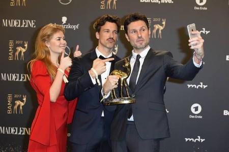 Zum 69. Mal wurde vom Burda-Verlag nun am Donnerstagabend der Bambi in Berlin verliehen, wo der Film 'Willkommen bei den Har... Zum 69. Mal wurde vom Burda-Verlag nun am Donnerstagabend der Bambi in Berlin verliehen, wo der Film 'Willkommen bei den Har...