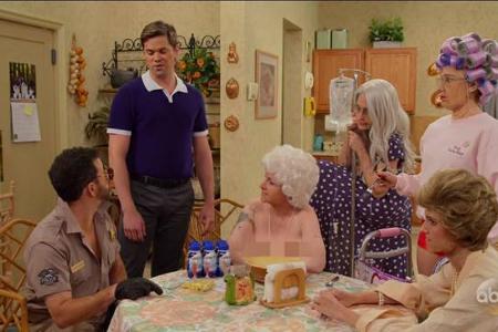 ...es bei HBOs 'Girls' im Jahre 2067 aussehen könnte - eine Reunion der Stars wie Lena Dunham, Jemima Kirke, Allison William...