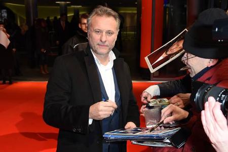 ...27. Juni erlag der schwedische Schauspieler Mikael Nyqvist im Alter von 56 Jahren seinem Lungenkrebs. Weltweit bekannt wu...