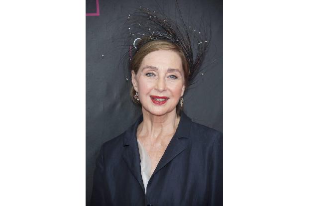 ...war auch der Tod der deutsch-österreichischen Schauspielerin Christine Kaufmann. Zunächst nahm sie eine verschleppte Grip...