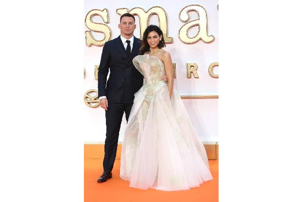 Hollywood hat viele Traumpaare - Channing Tatum und Jenna Dewan-Tatum gehören da definitiv dazu. Stylish ohne Ende und noch ... Hollywood hat viele Traumpaare - Channing Tatum und Jenna Dewan-Tatum gehören da definitiv dazu. Stylish ohne Ende und noch ...