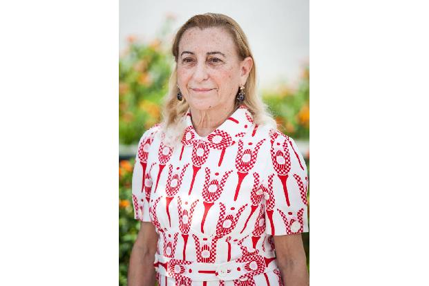 ... Miuccia Prada, Co-CEO von Prada, wird der Erfolg im Alter sicherlich nicht weniger. 