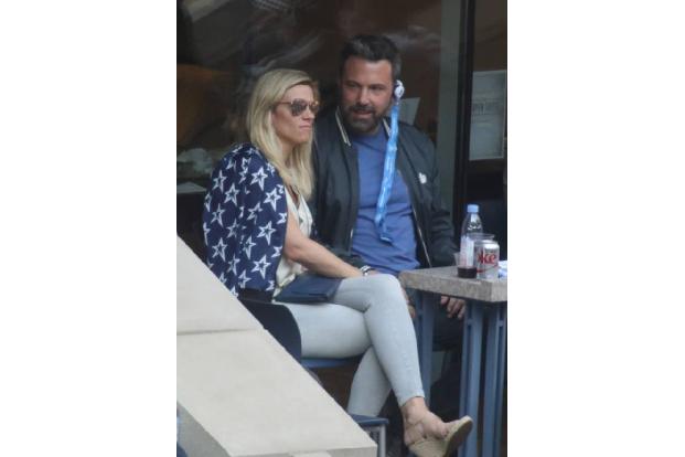 Ben Affleck ist ja seit neuestem wieder frisch verliebt. Dass daran kein Zweifel ist, sah man auch bei den U.S. Open, die am... Ben Affleck ist ja seit neuestem wieder frisch verliebt. Dass daran kein Zweifel ist, sah man auch bei den U.S. Open, die am...