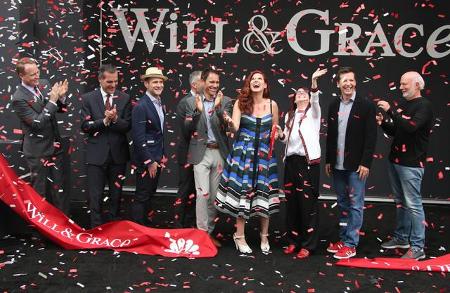 ...die Stars von 'Will & Grace' die Neuauflage der Kultserie so feiern wie am Mittwochabend. Die zehn neuen Staffeln sollen ...