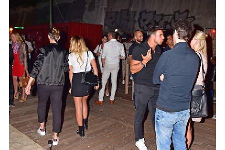 ...sie bei dem 'AEDT'-Sommerfest auf ihren Ex traf. Leonard Freier und Angelina waren bekanntlich von September bis November...