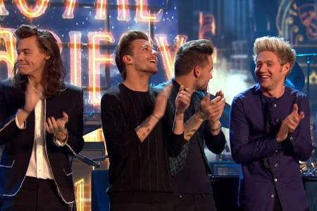 ...noch Zayn Malik mit von der Partie, der die Jungs aber im März 2015 verließ und sie danach als Quartett die Mädchenherzen...