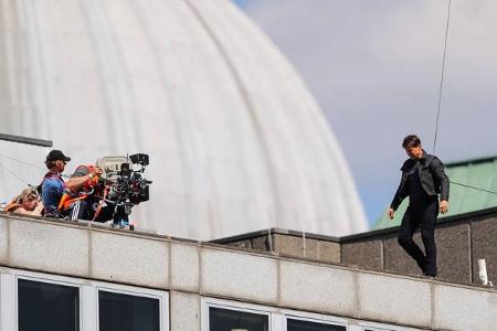 ...danach zu seinem Team humpelte, verletzt hatte, ist bis dato nicht bekannt. Weder der Schauspieler noch die Produktionsfi...