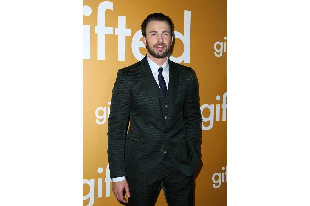 ...fand Chris Evans, der twitterte: 