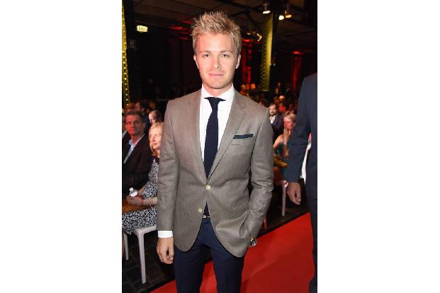 ...war aber der Auftritt dieses Herren hier: Formel 1-Star Nico Rosberg. Der ehemalige Rennfahrer kam nämlich, um einen ande...