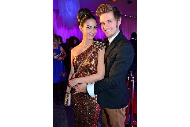 ...Sila Sahin war Jörn nämlich jeweils fast drei Jahre zusammen, doch zu einer Hochzeit oder gar zu einem Baby kam es bekann...