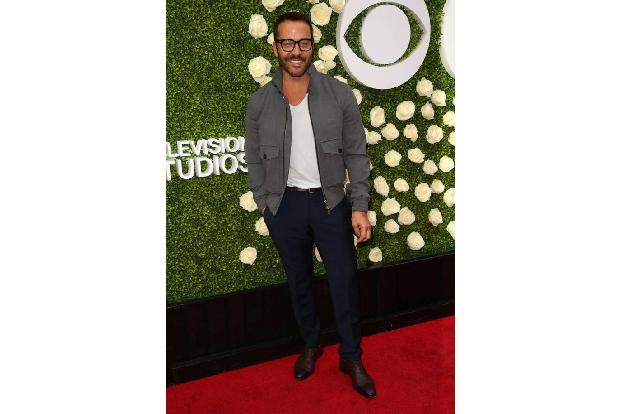...echten Neuzugang konnte man bei der CBS Television Studios' Summer Soiree begutachten: Jeremy Piven. Der Schauspieler mus...