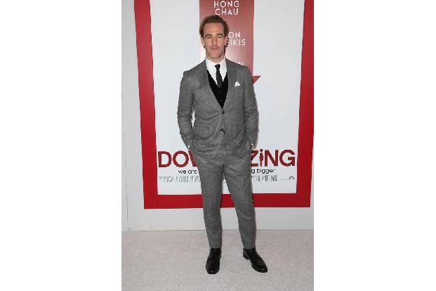 ...in 'Downsizing' nicht mitspielen durfte, gab sich besonders Mühe beim Look: James Van Der Beek kam als richtiger Dandy. W...