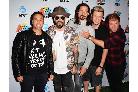 ...in Sicht ist dafür bei den Backstreet Boys. Im Gegenteil, die Erfolgsband aus den 90ern tritt seit März 2017 mit ihrer 'L...