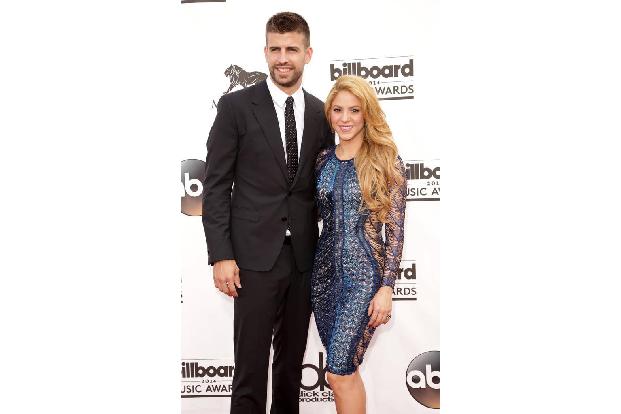 ...Gerard Piqué und Shakira. Zehn Jahre trennt das Paar - wobei Shakira die Ältere von beiden ist. Für die Promis jedoch kei...