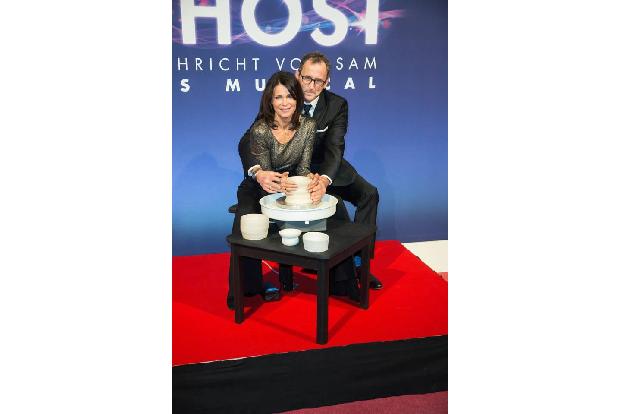 ...Gerit Kling und Wolfram Becker da trieben. Da gibt es schließlich die berühmte Szene mit Patrick Swayze und Demi Moore, i...