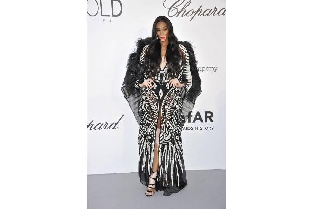 ...Supermodel Winnie Harlow sich für eine spektakuläre Kreation aus Zuhair Murads Frühjahrskollektion entschieden hatte. Sch...