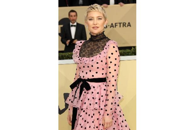 Kate Hudson hat sich (noch) nicht von Social Media verabschiedet, doch sie schätzt die Momente ohne Instagram und Co., wie s... Kate Hudson hat sich (noch) nicht von Social Media verabschiedet, doch sie schätzt die Momente ohne Instagram und Co., wie s...