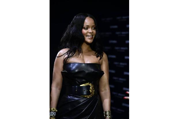 ...Rihanna, denn auch wenn sie Instagram nicht den Teufel nannte, so nahm sie sich doch eine Auszeit von einem halben Jahr. ...