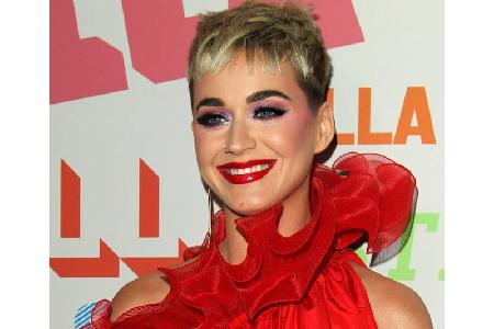...ist ebenfalls das Ergebnis einer Zwangsstörung: Laut eigener Aussage putzt sich Sängerin Katy Perry bis zu sechs Mal am T...