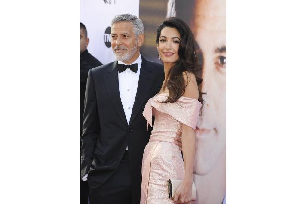 ...George Clooney hatte sich ein schönes Plätzchen gesucht. Er besaß ein Ferienhaus im exklusiven Cabo San Lucas in Mexiko. ...